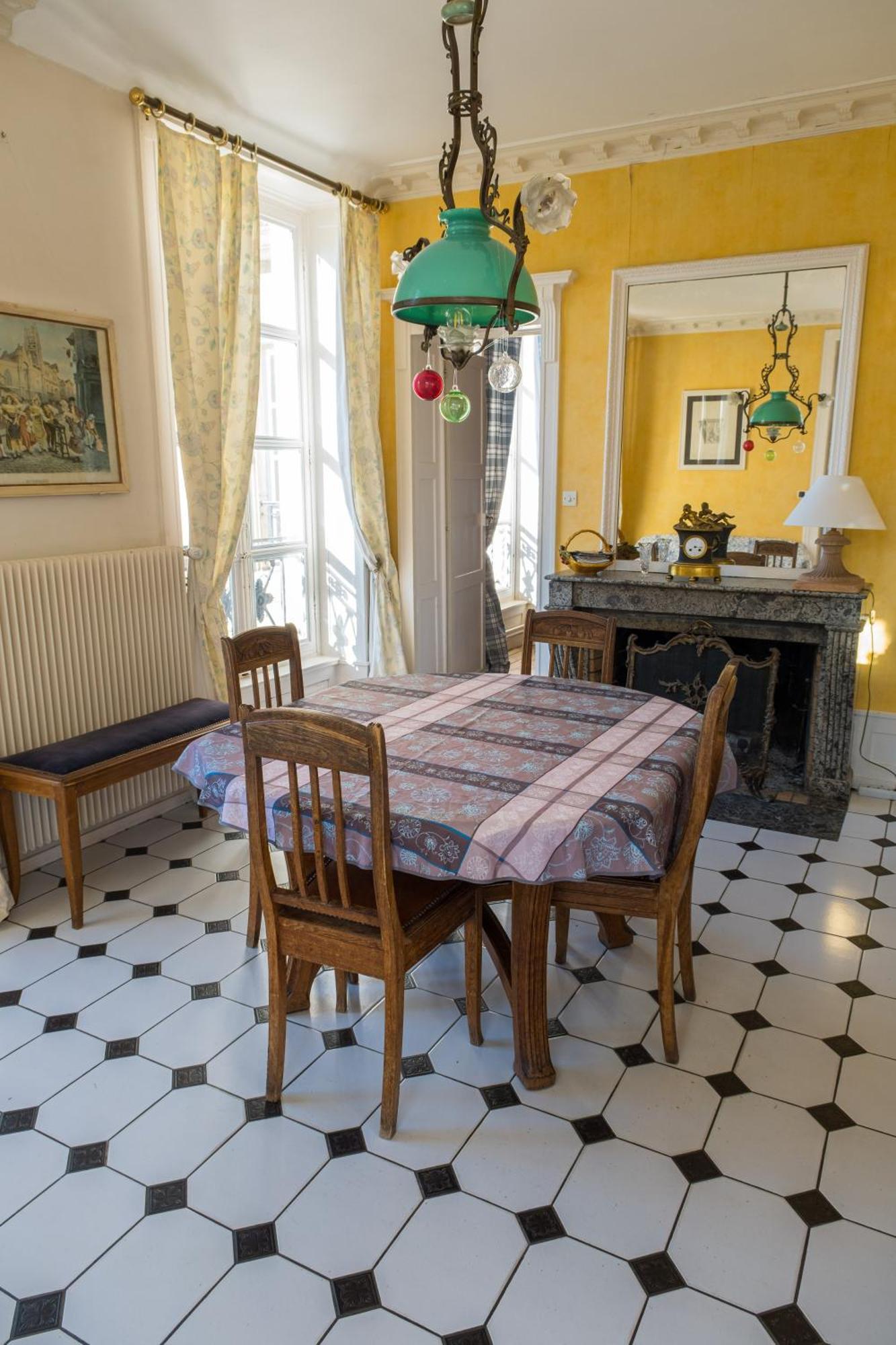 Chateau De Choloy Room photo